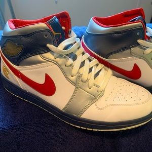 Nike Air Jordan 1 Mid Olympic 2008